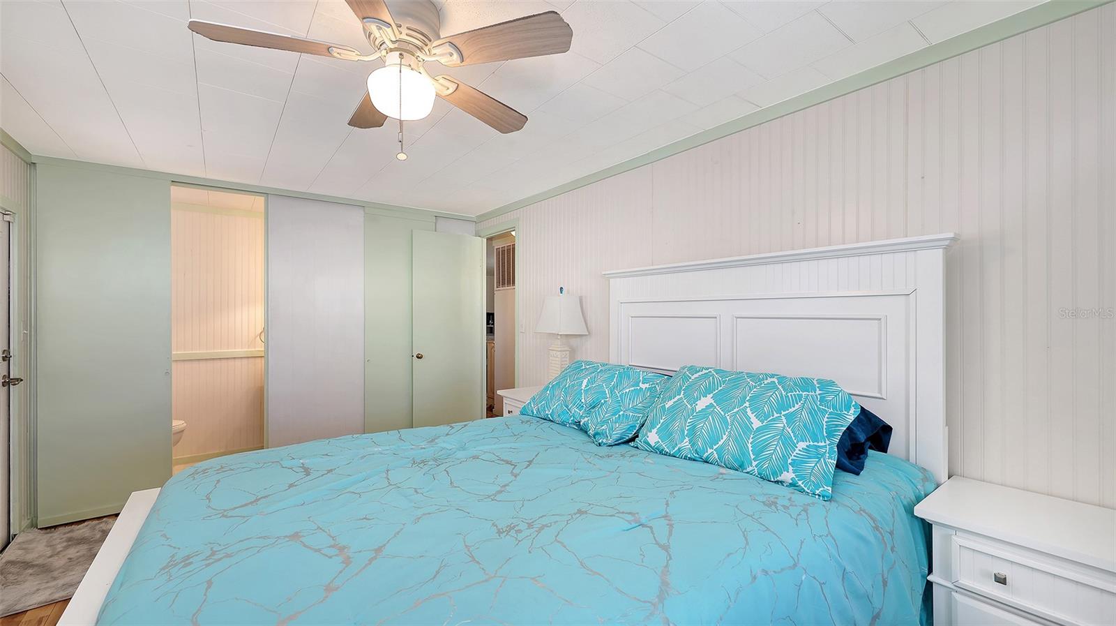 Image 18 of 34 For 2203 Minnesota Avenue