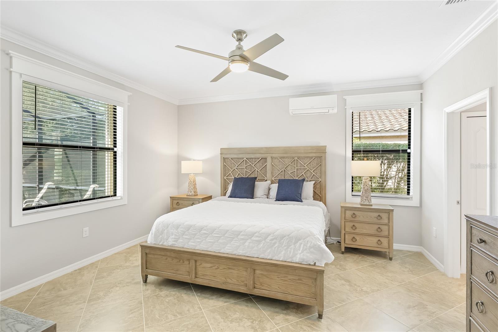 Image 10 of 42 For 12880 Cinqueterre Drive