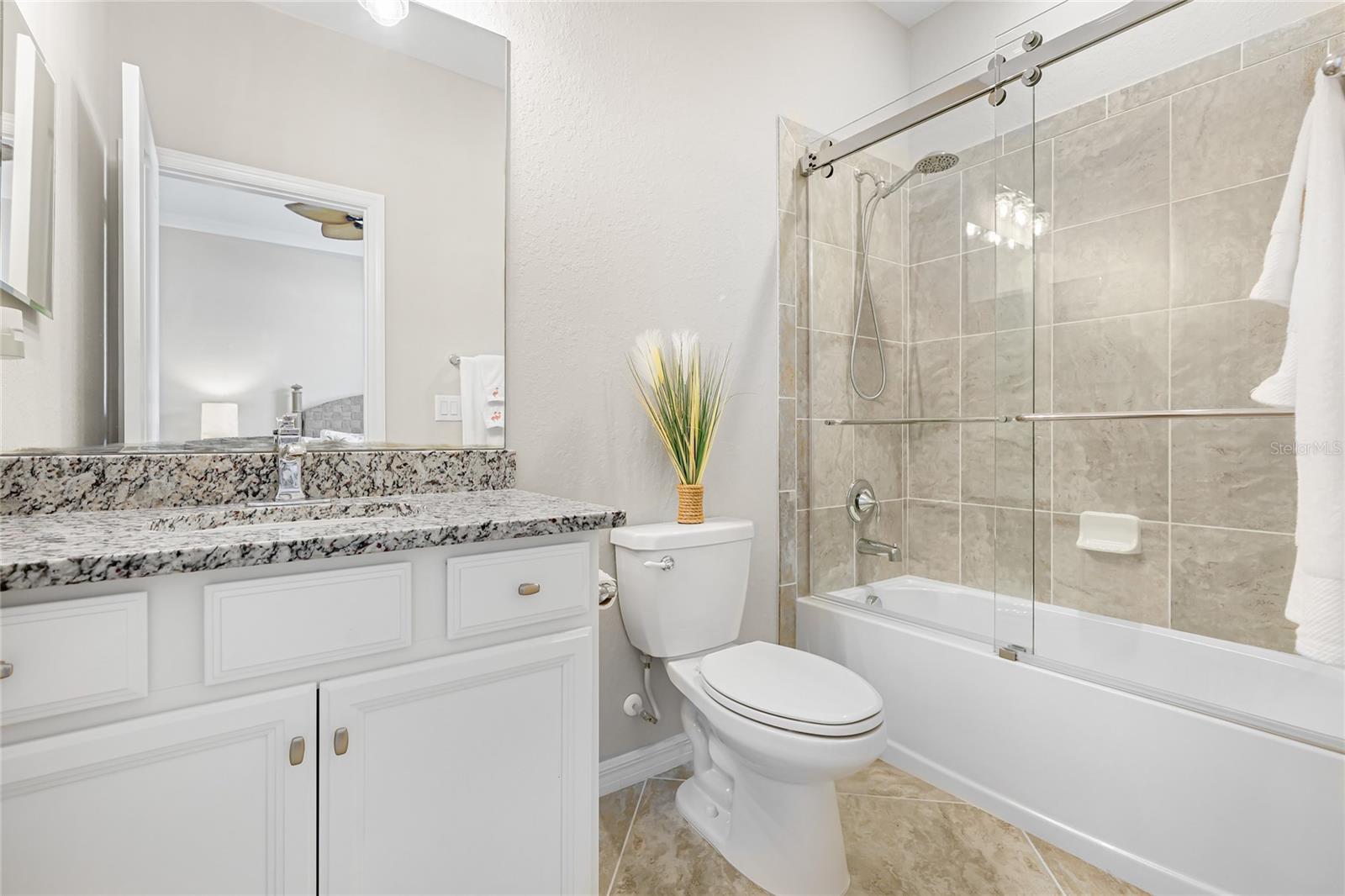 Image 17 of 42 For 12880 Cinqueterre Drive