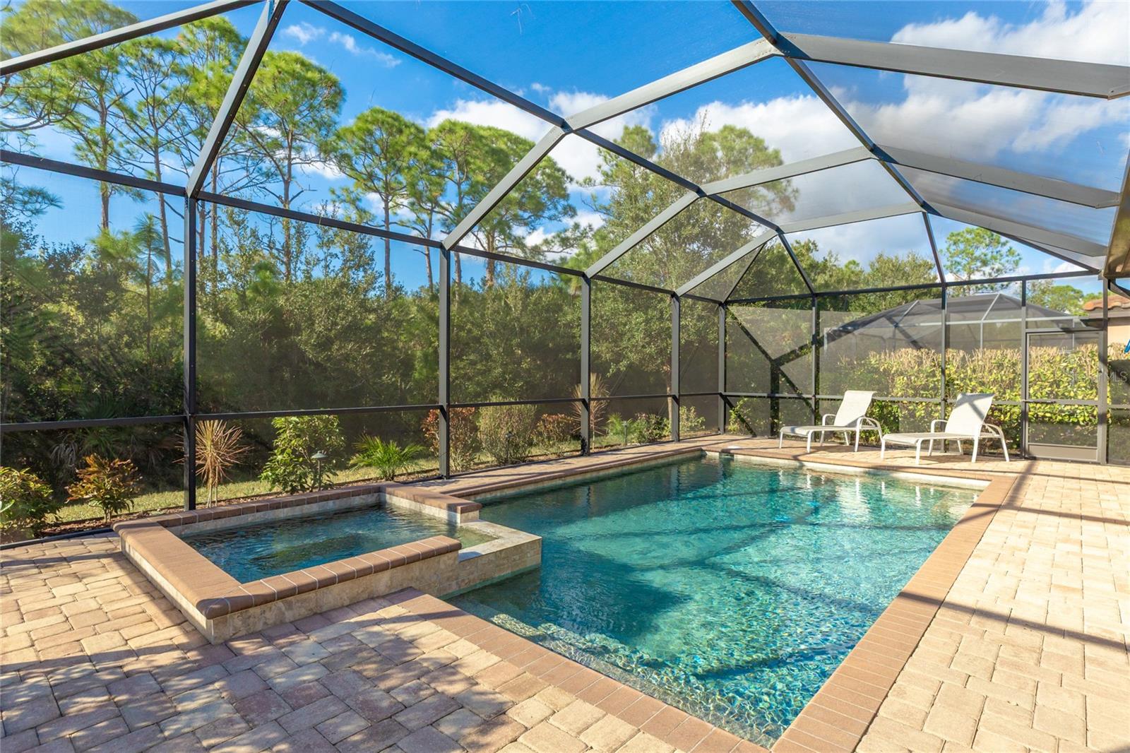 Image 21 of 42 For 12880 Cinqueterre Drive