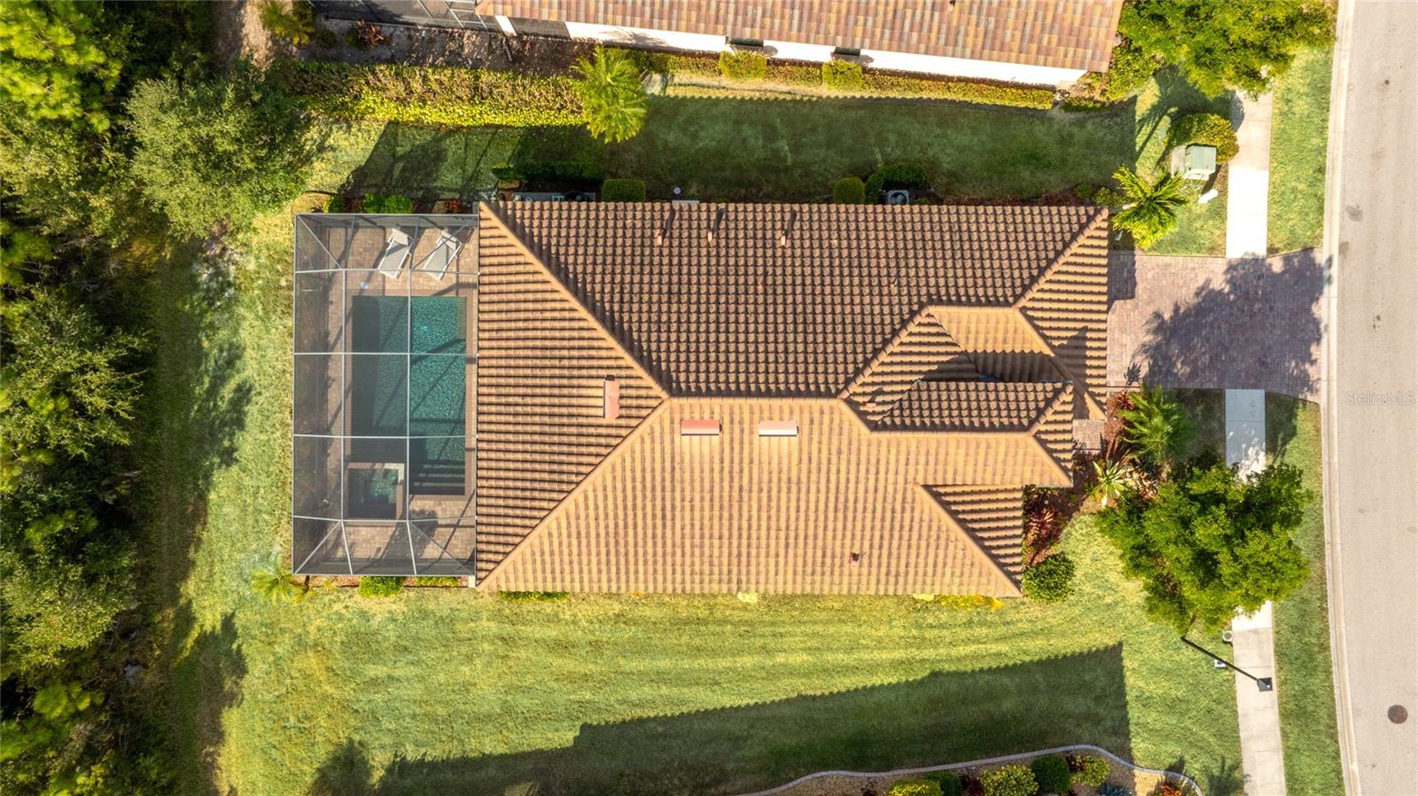 Image 23 of 42 For 12880 Cinqueterre Drive