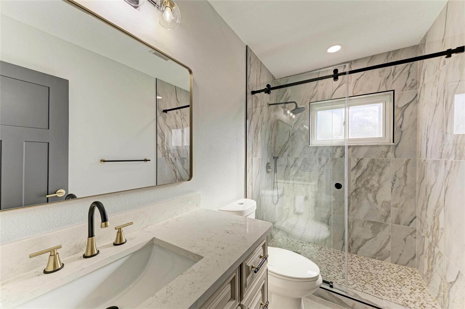 Image 21 of 35 For 2435 Sumatran Way 35