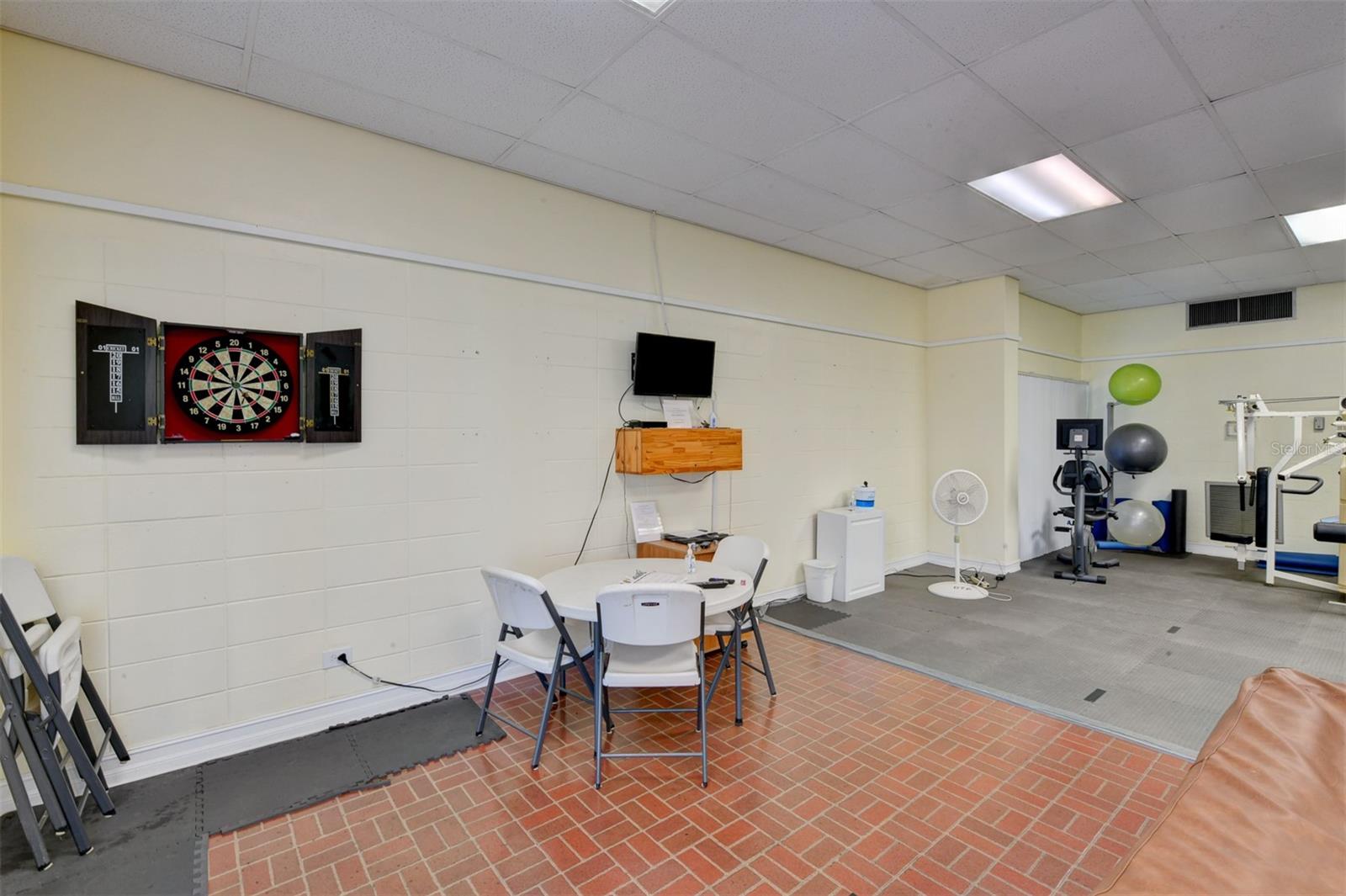 Image 16 of 24 For 1707 28th Avenue Drive W