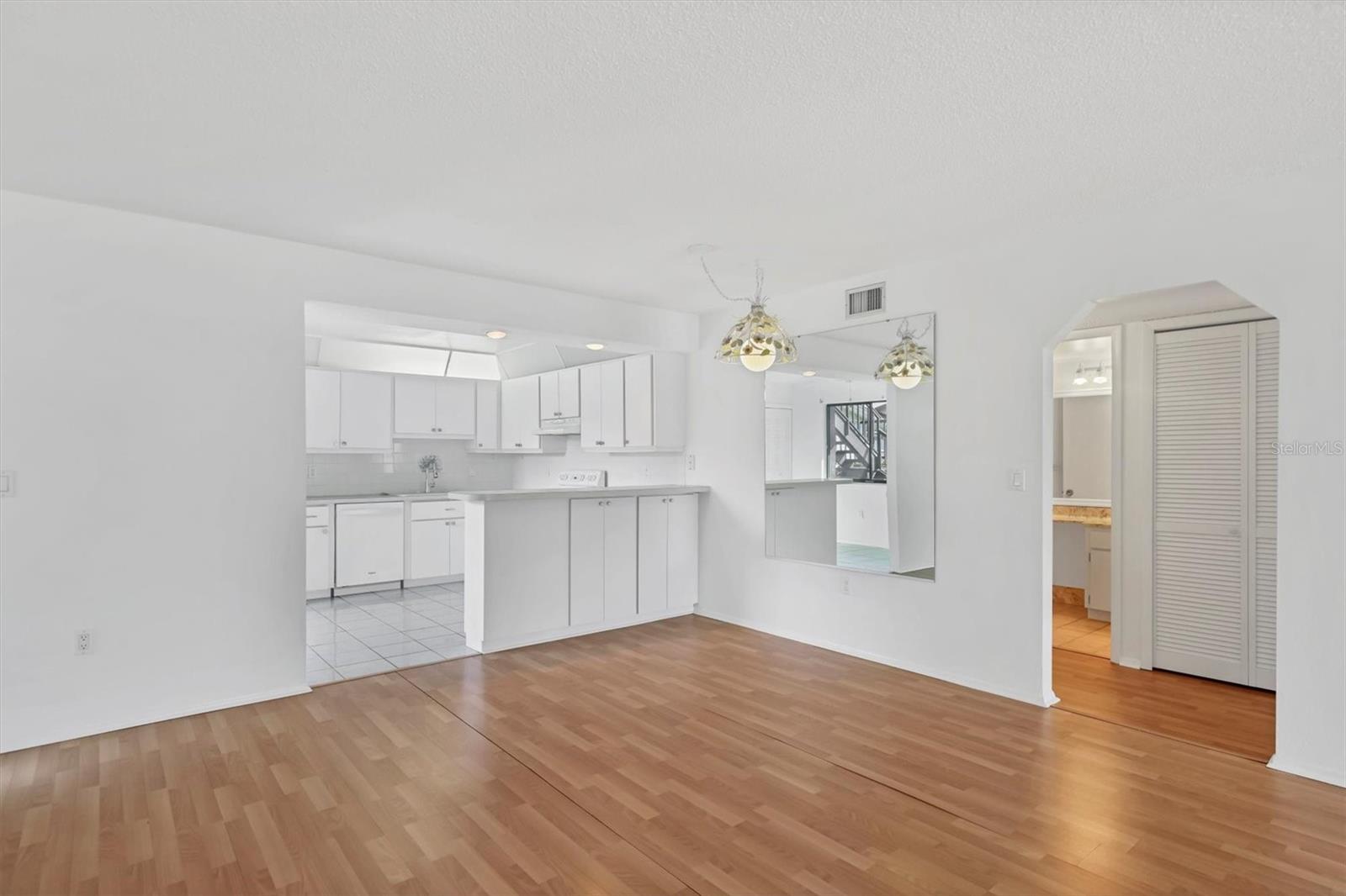 Image 11 of 34 For 5400 34th Street W B17