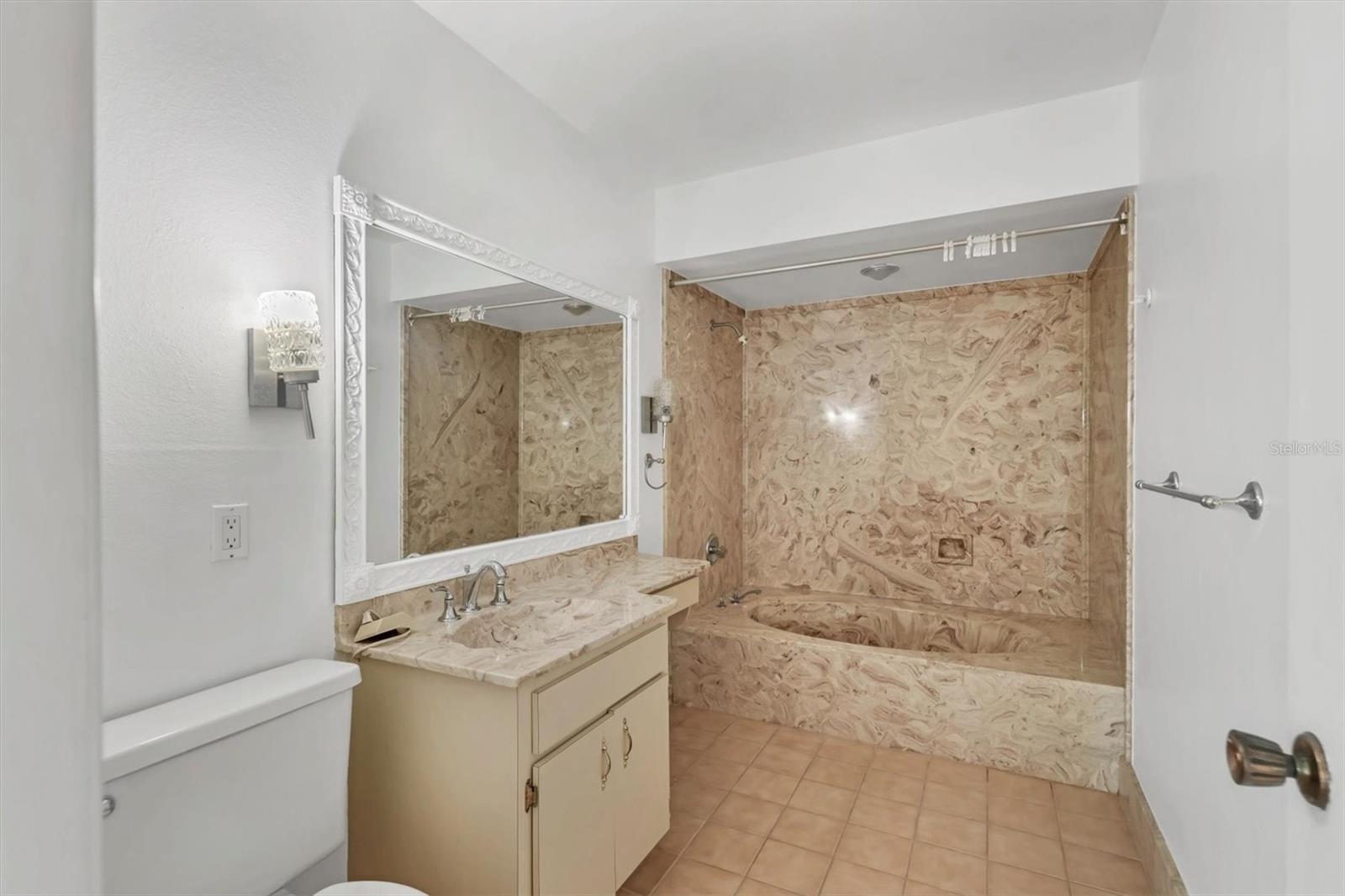 Image 17 of 34 For 5400 34th Street W B17