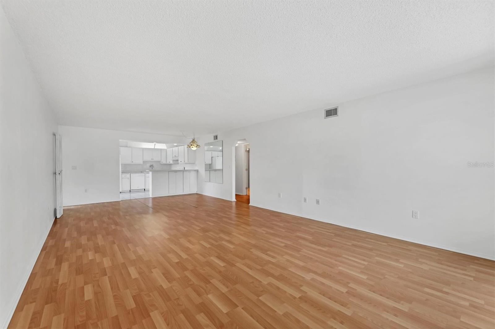 Image 6 of 34 For 5400 34th Street W B17