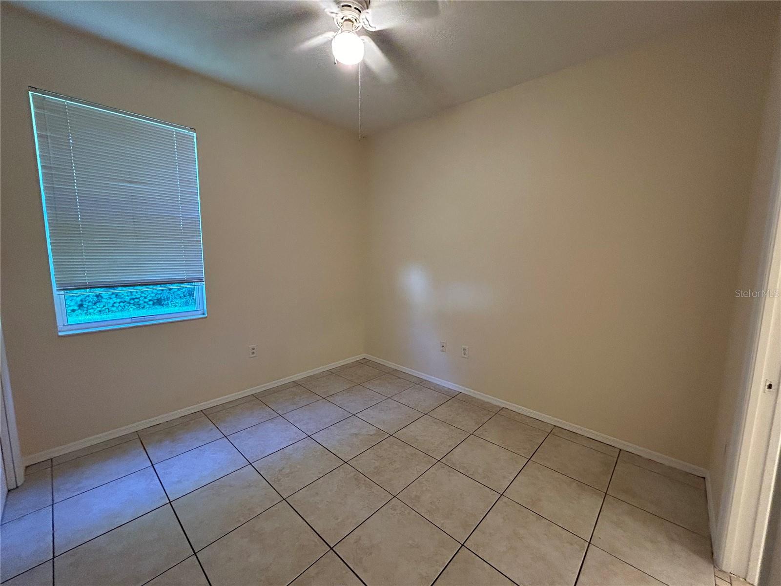 Image 12 of 24 For 5915 Laurel Creek Trail