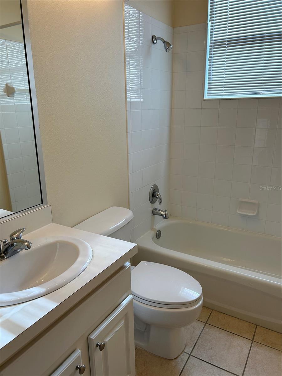 Image 6 of 24 For 5915 Laurel Creek Trail