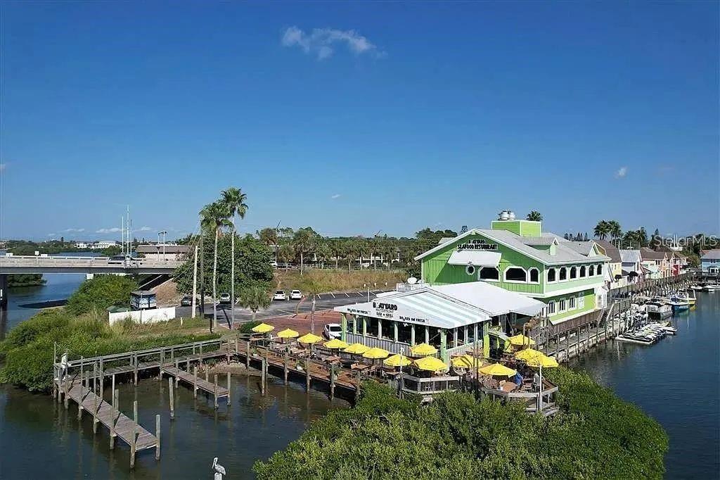 Image 21 of 46 For 1650 Stickney Point Road 50-202