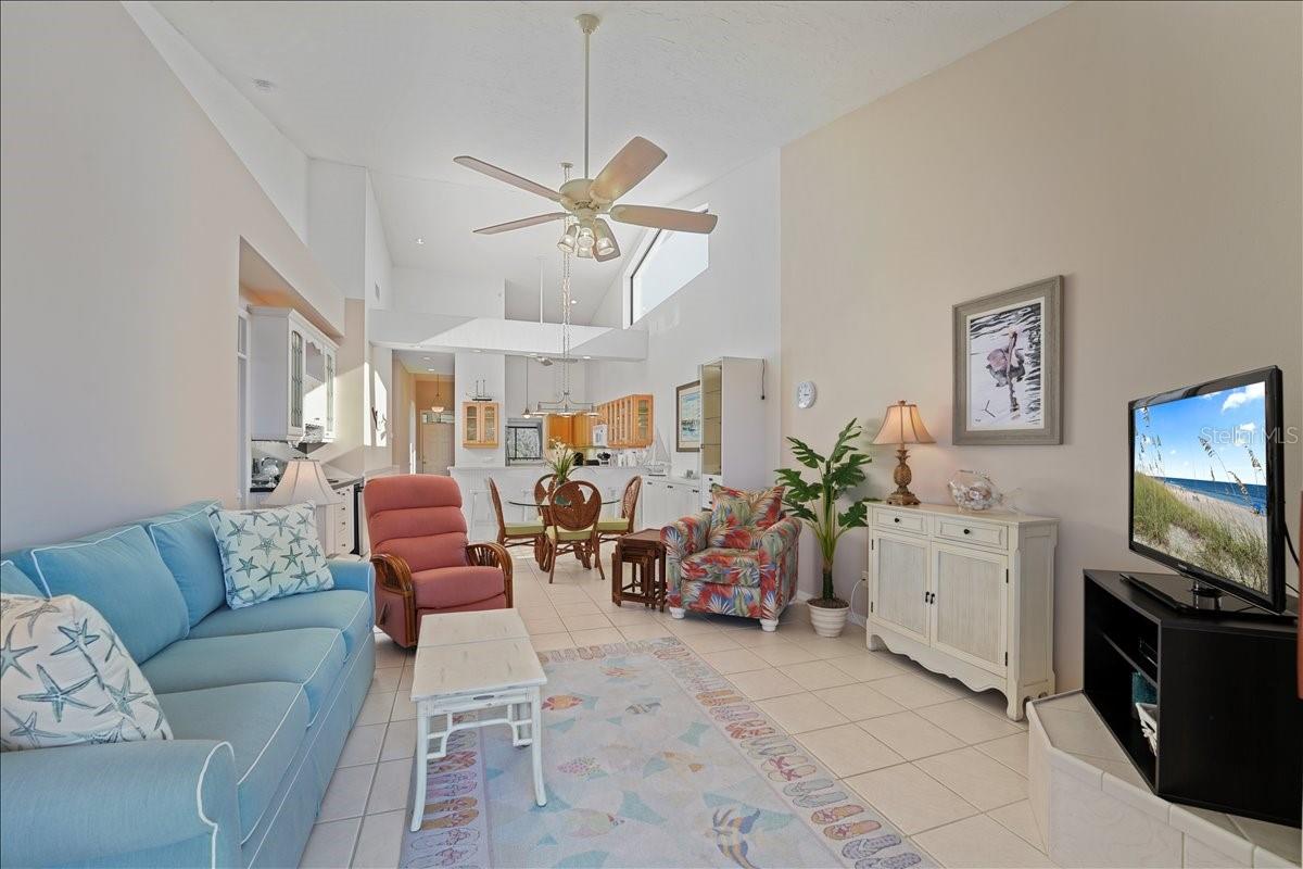 Image 10 of 74 For 4112 128th Street W 605