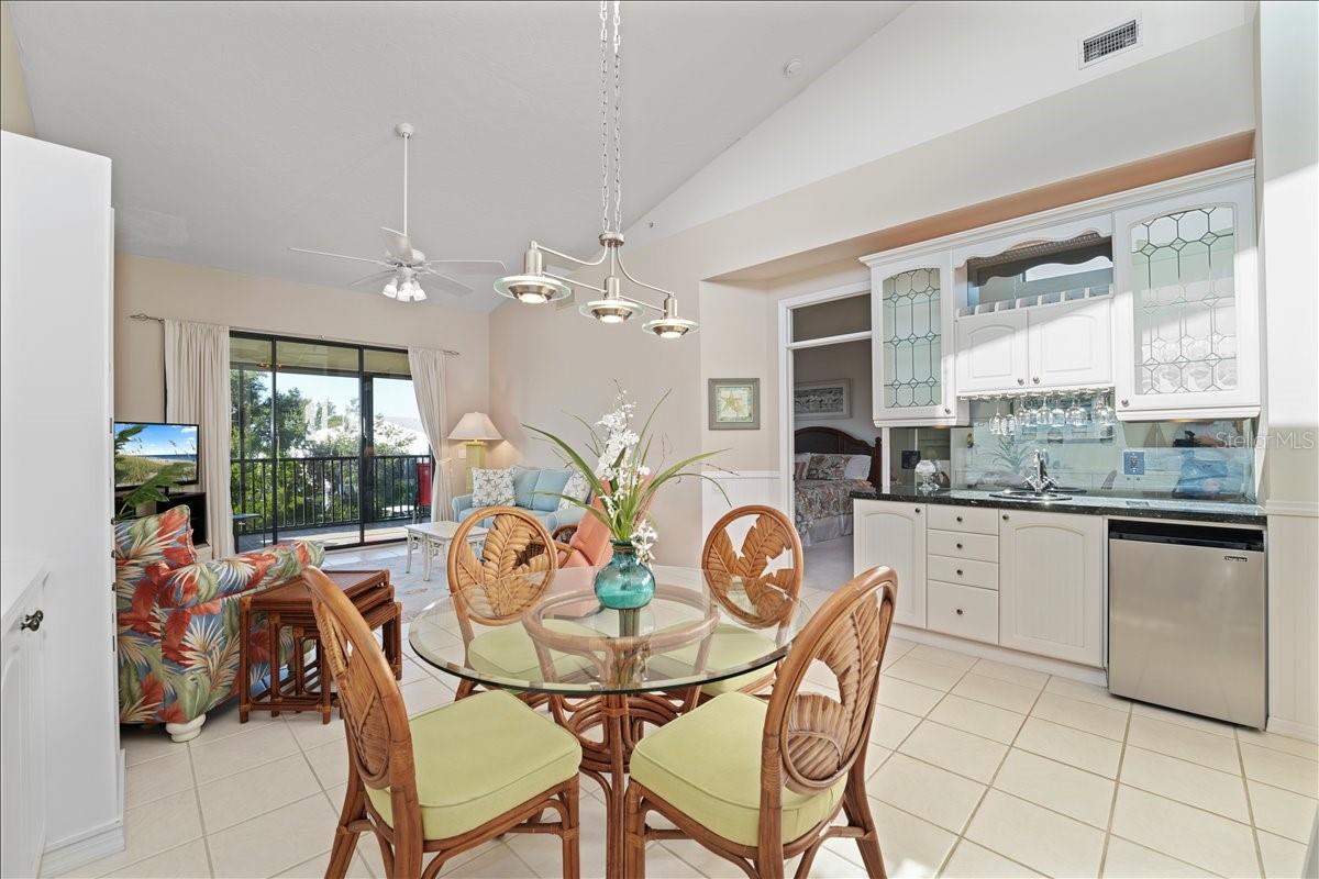 Image 19 of 74 For 4112 128th Street W 605