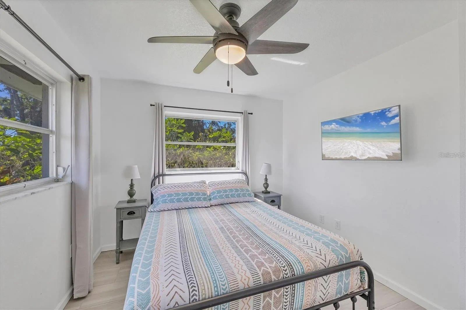 Image 21 of 33 For 2410 Cass Street