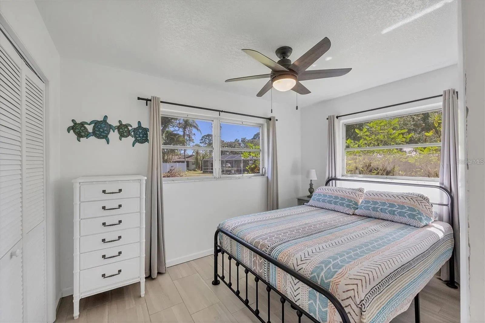 Image 22 of 33 For 2410 Cass Street