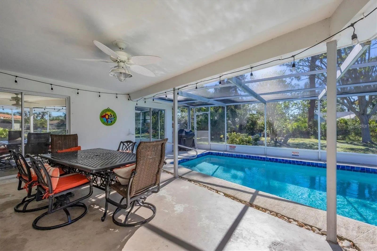 Image 25 of 33 For 2410 Cass Street