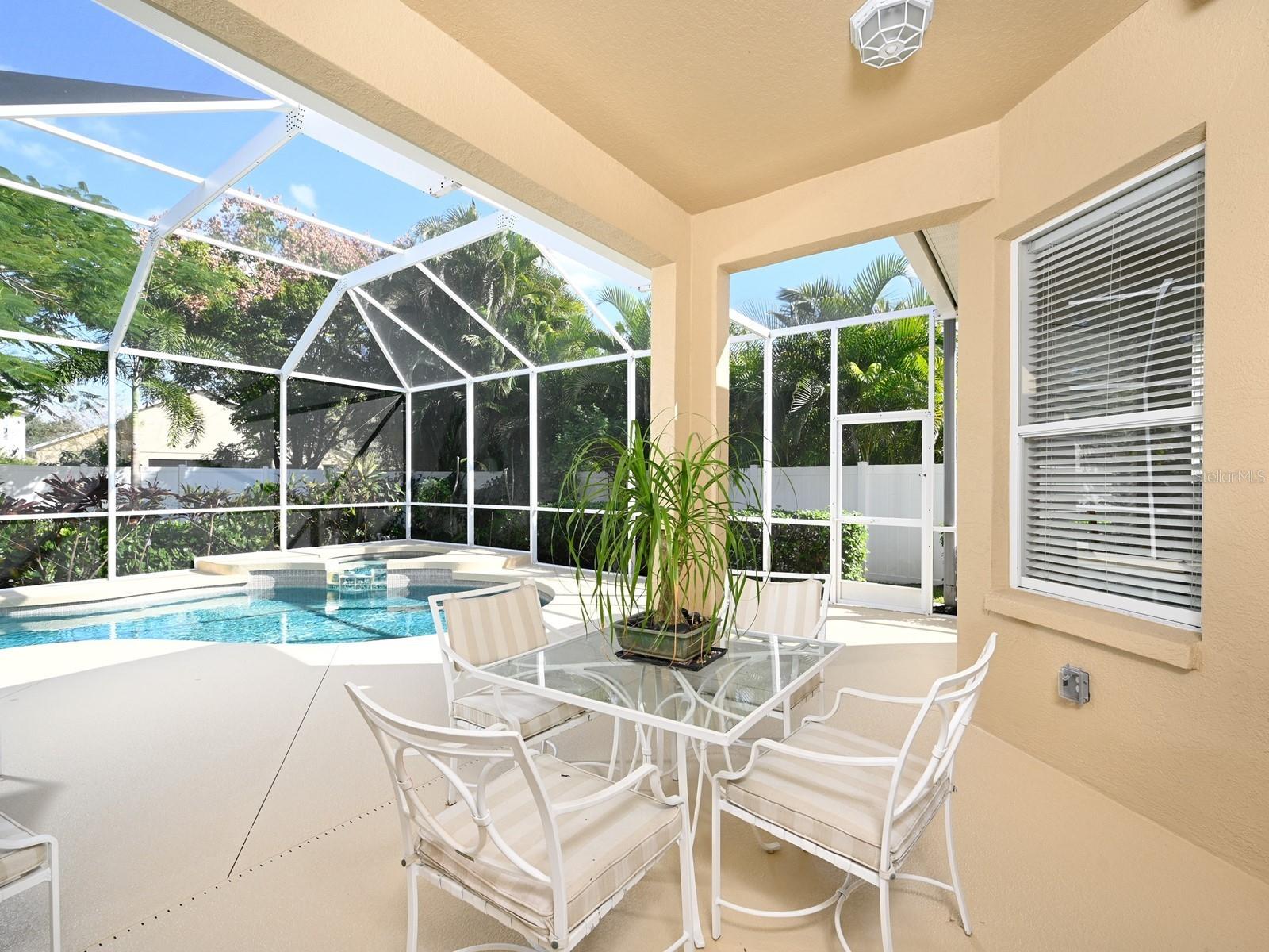 Image 32 of 85 For 6421 Blue Grosbeak Circle