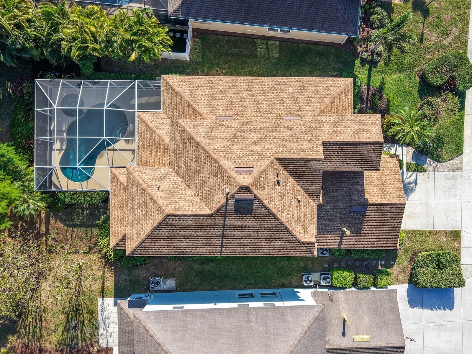 Image 40 of 85 For 6421 Blue Grosbeak Circle