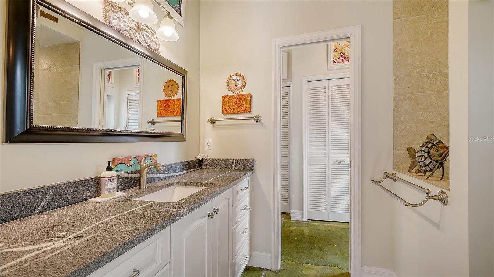 Image 30 of 84 For 640 Osprey Avenue