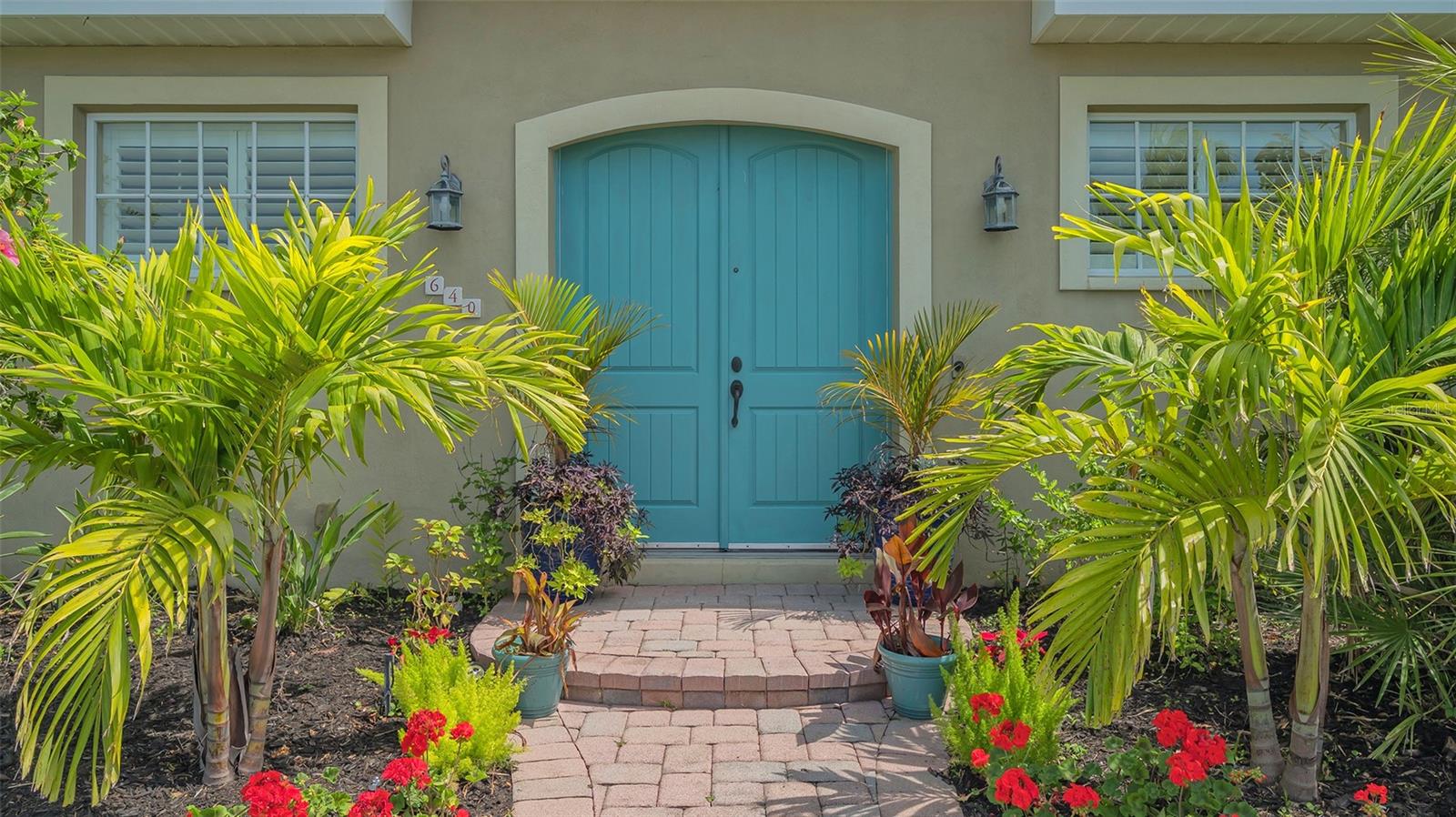 Image 4 of 84 For 640 Osprey Avenue