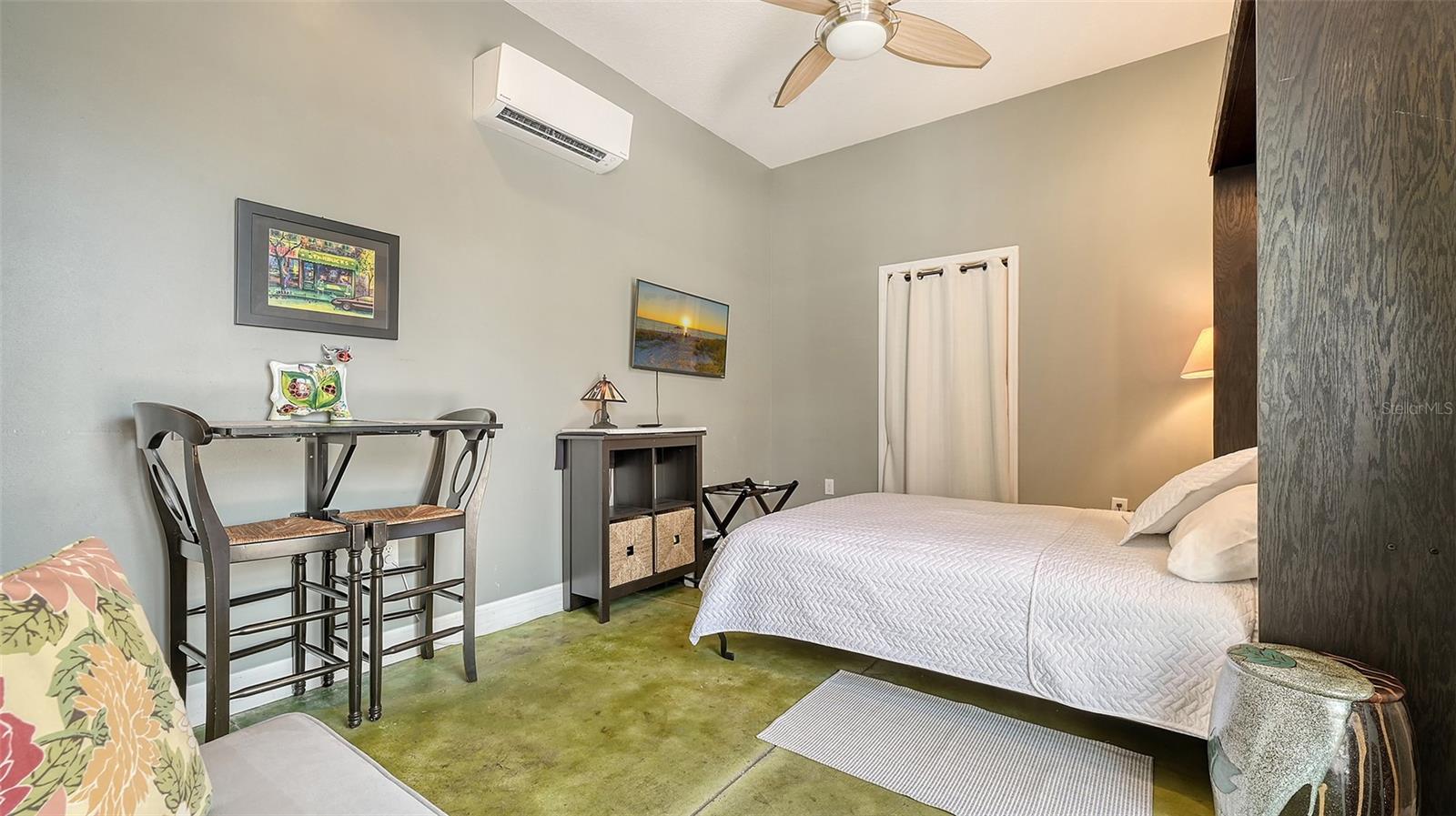 Image 49 of 84 For 640 Osprey Avenue