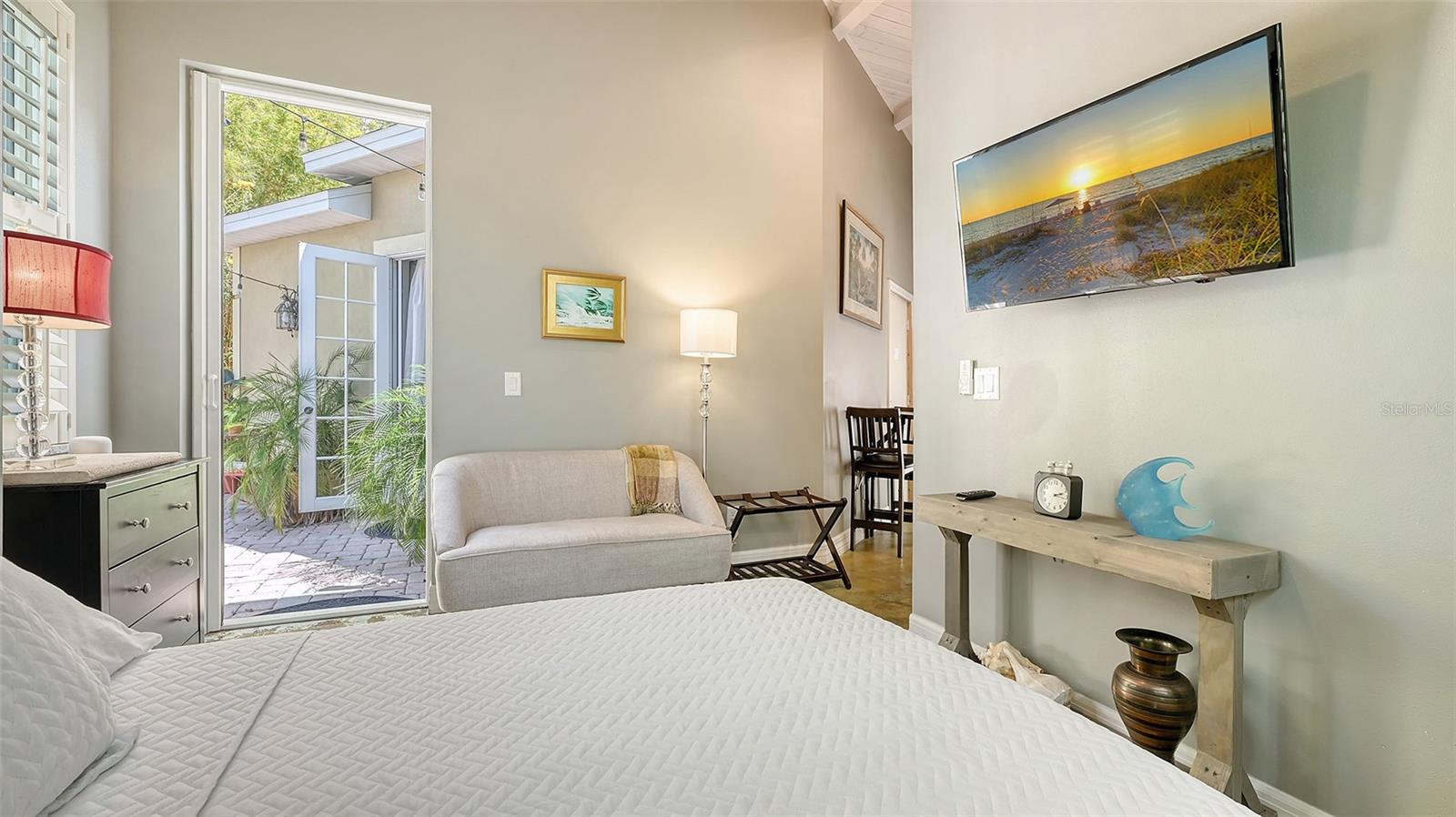 Image 57 of 84 For 640 Osprey Avenue