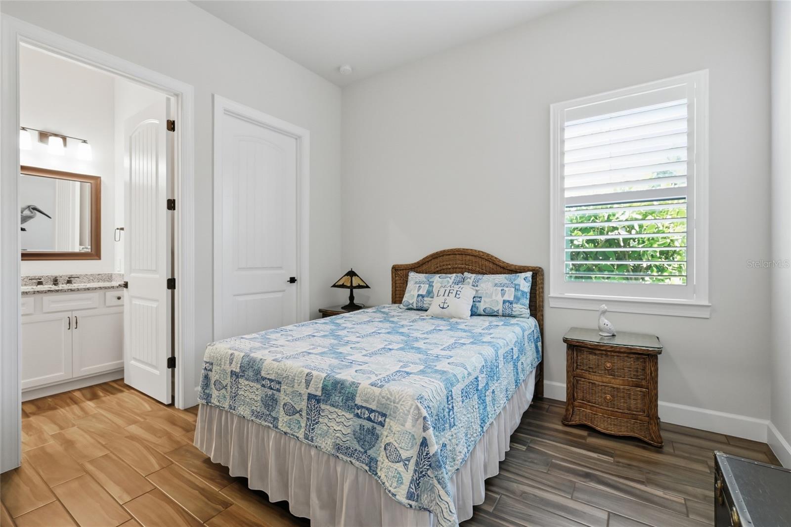 Image 43 of 97 For 18115 Littleton Place