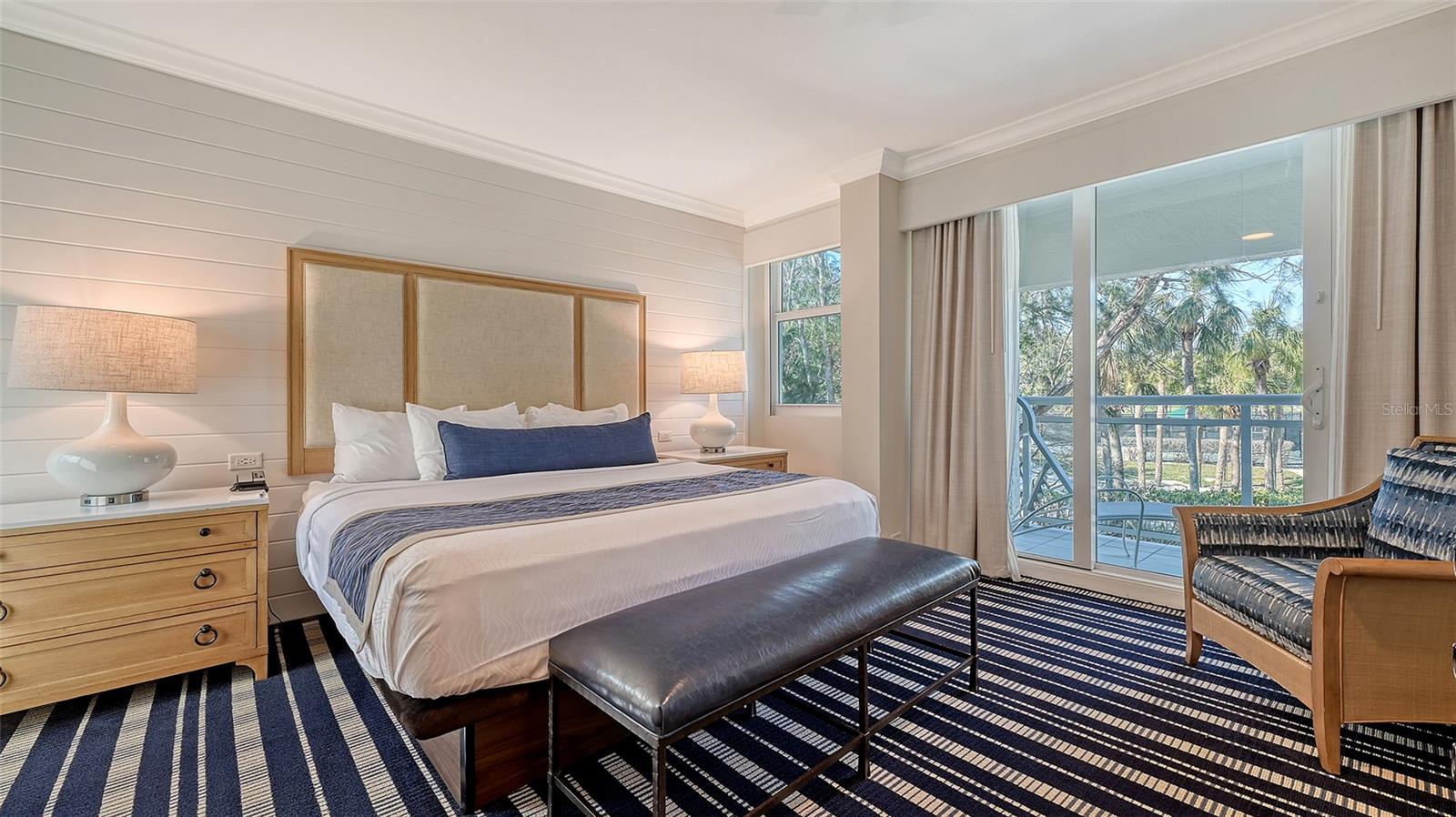 Image 11 of 42 For 250 Sands Point Road 5101