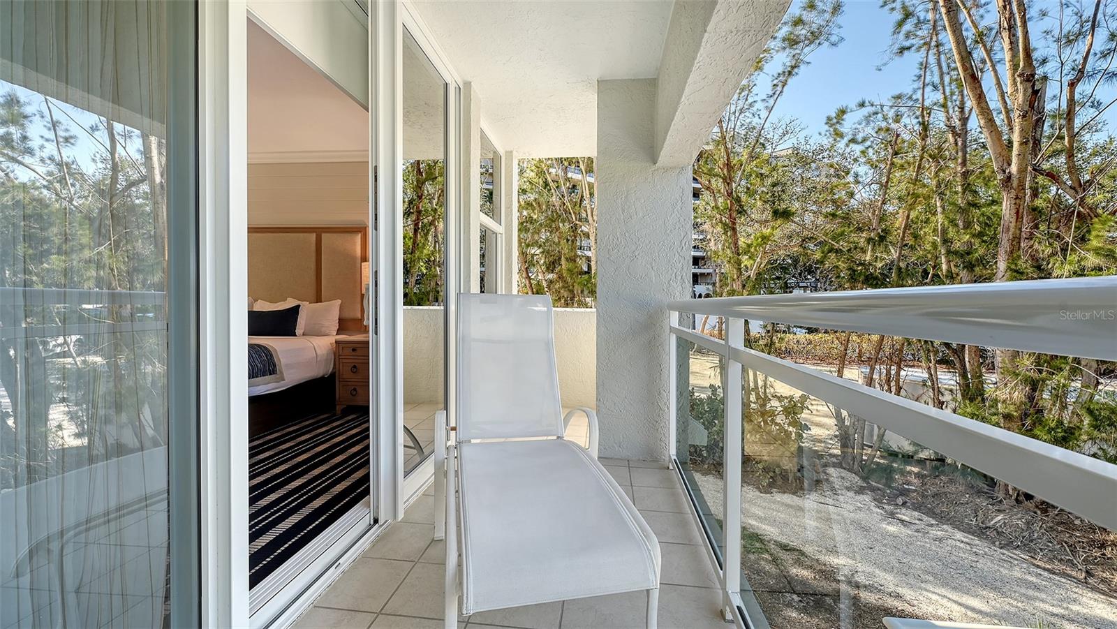 Image 14 of 42 For 250 Sands Point Road 5101