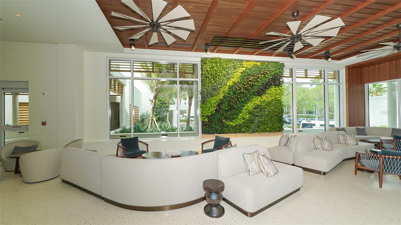 Image 30 of 42 For 250 Sands Point Road 5101