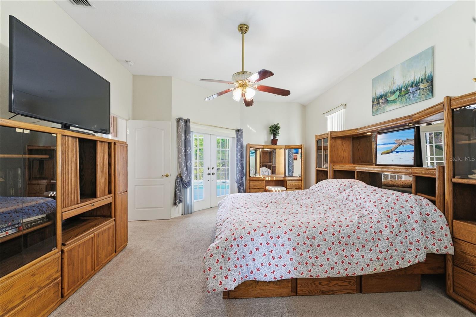 Image 26 of 59 For 9336 St Paul Drive