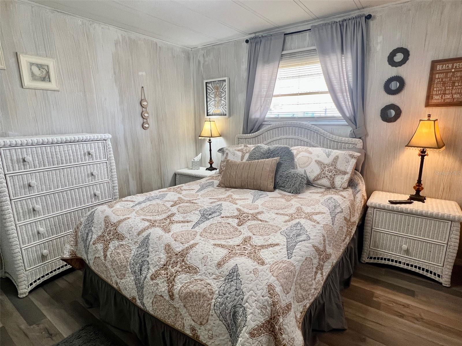 Image 15 of 41 For 354 Blackburn Boulevard