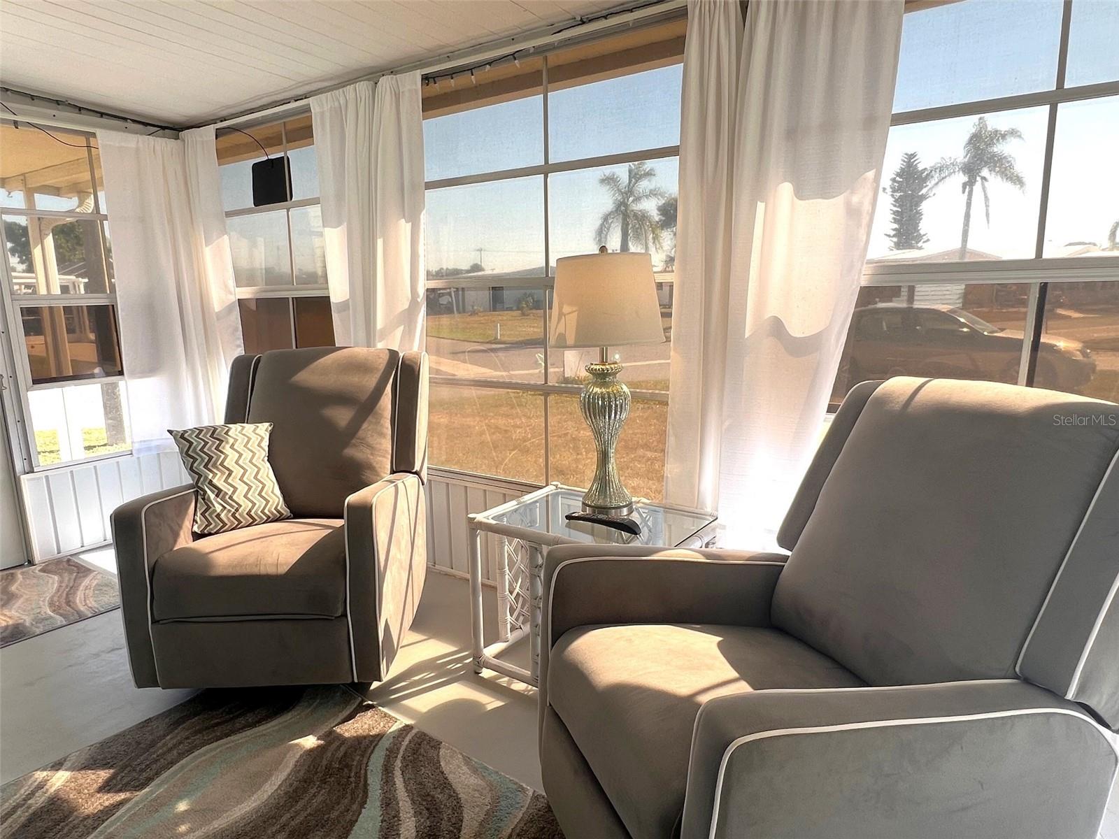 Image 26 of 41 For 354 Blackburn Boulevard