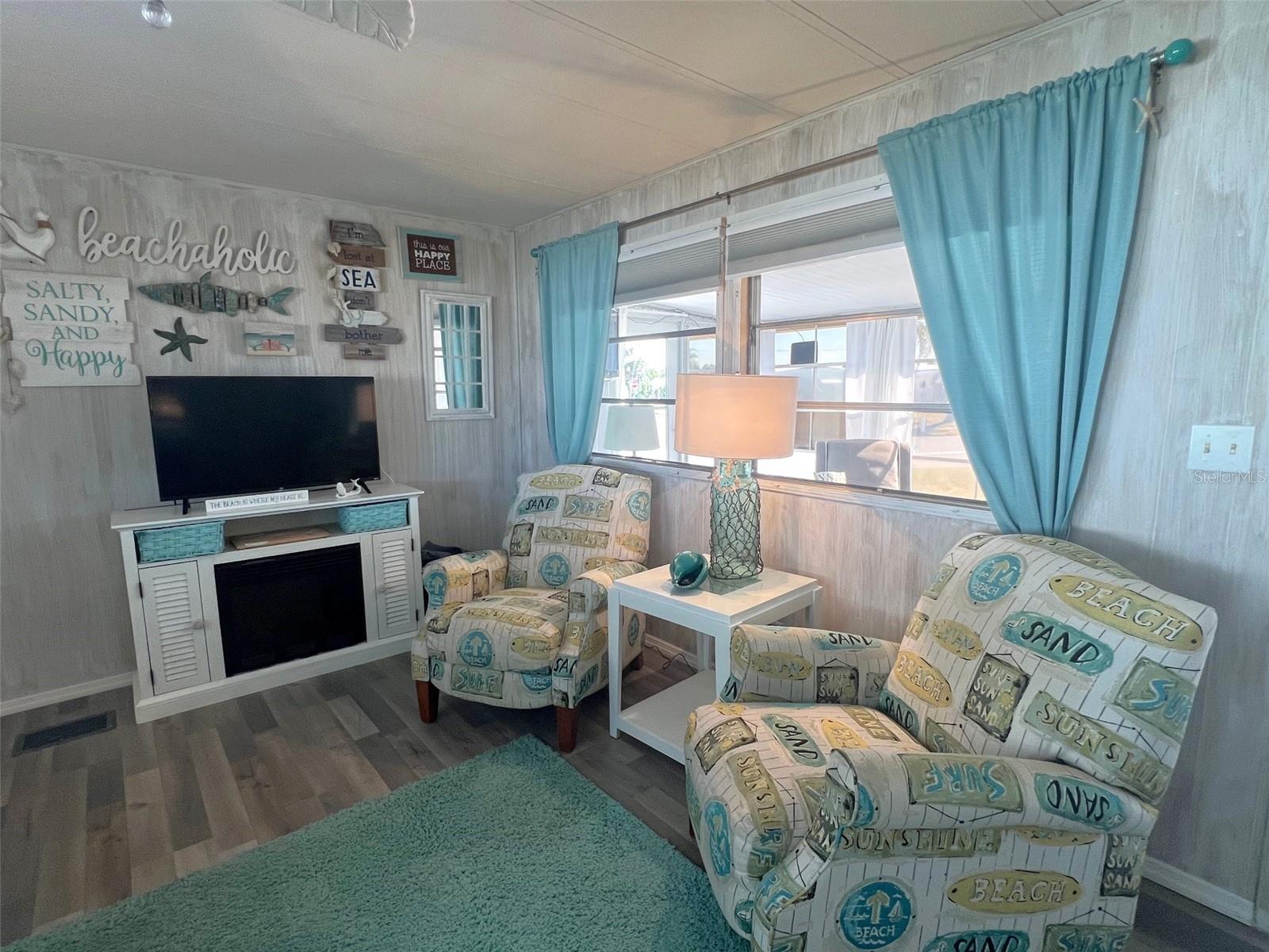 Image 6 of 41 For 354 Blackburn Boulevard