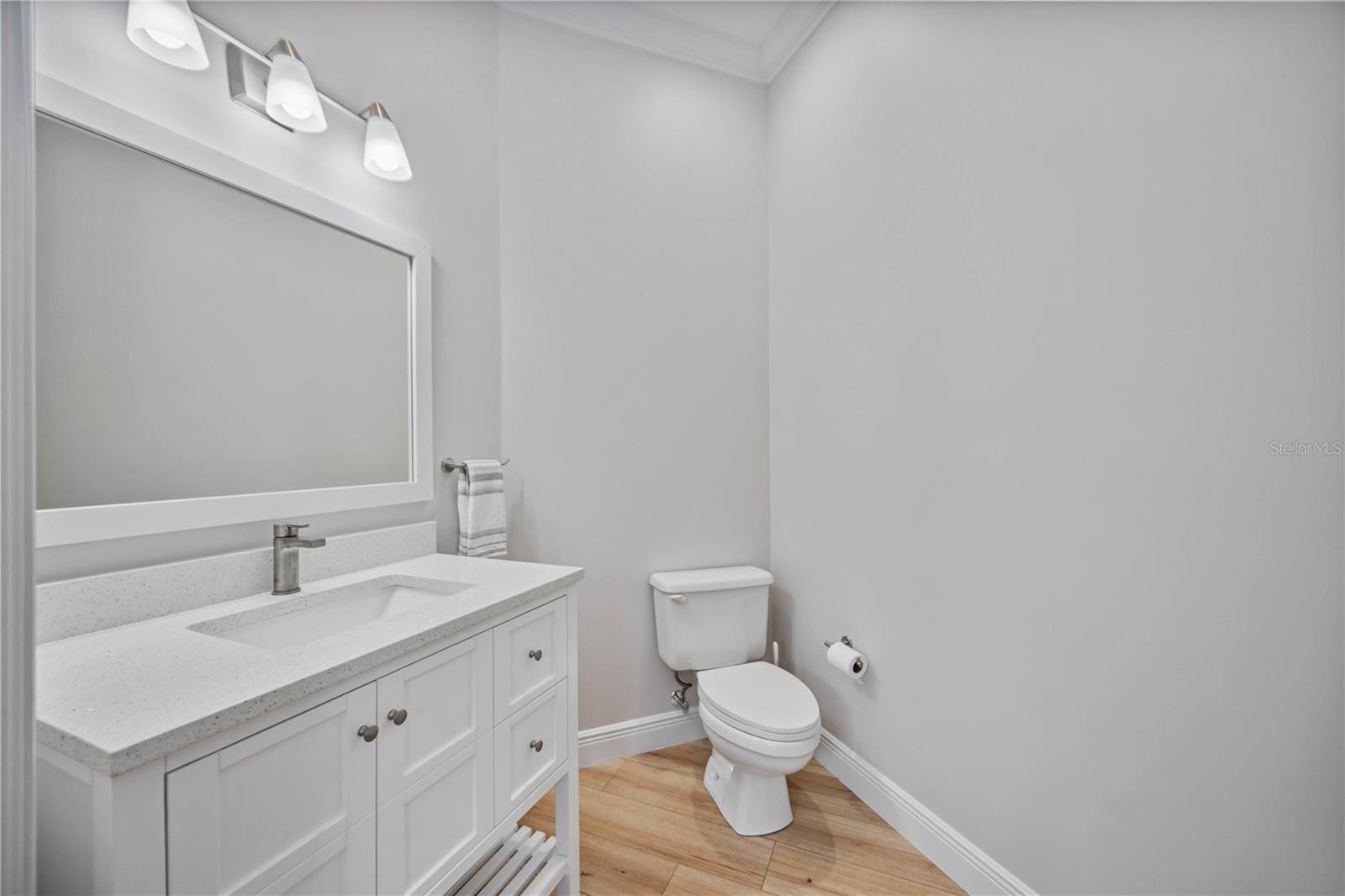 Image 14 of 58 For 302 Americas Cup Boulevard