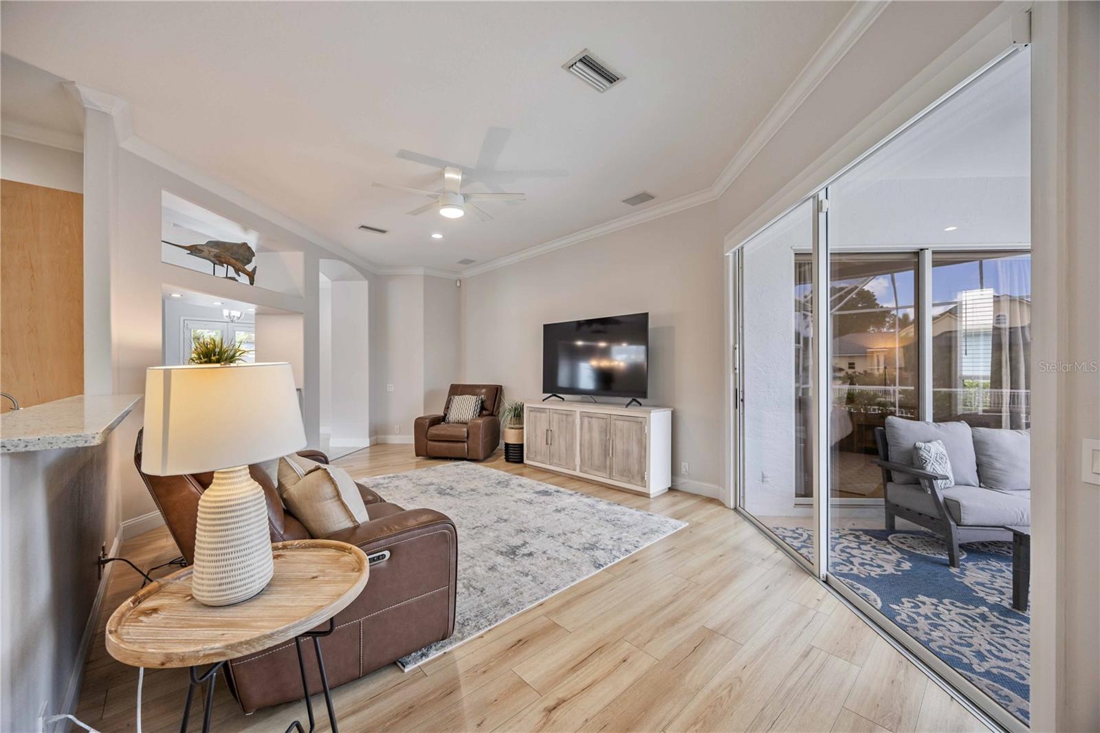 Image 24 of 58 For 302 Americas Cup Boulevard