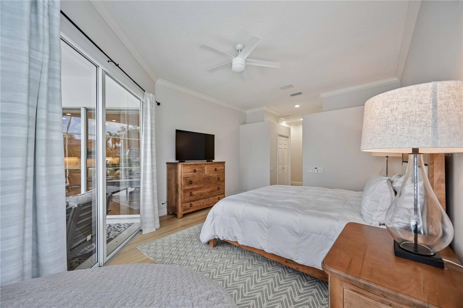 Image 36 of 58 For 302 Americas Cup Boulevard