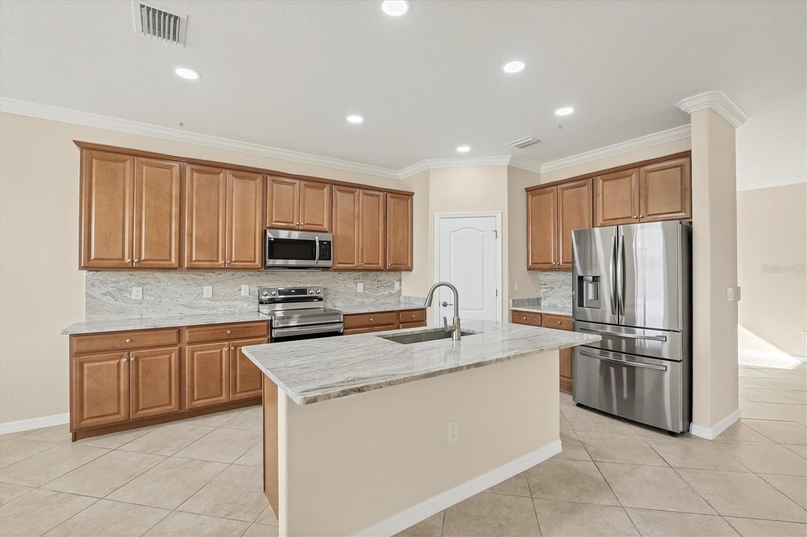 Image 6 of 63 For 6868 Wild Lake Terrace