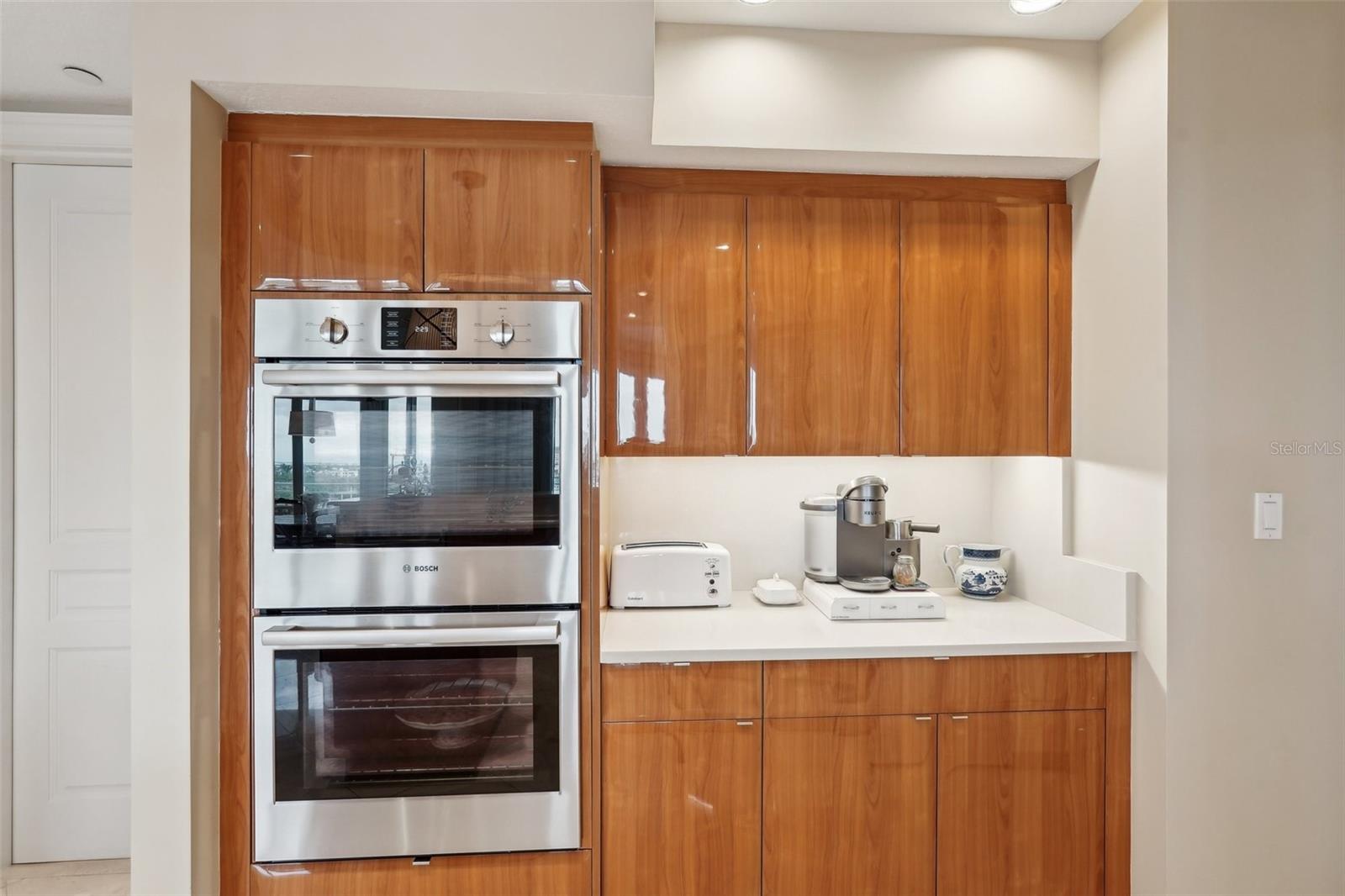 Image 20 of 60 For 2050 Benjamin Franklin Drive B704