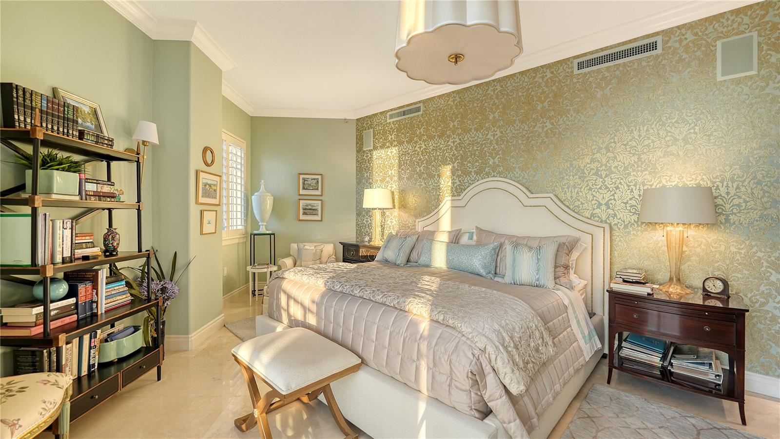 Image 28 of 60 For 2050 Benjamin Franklin Drive B704