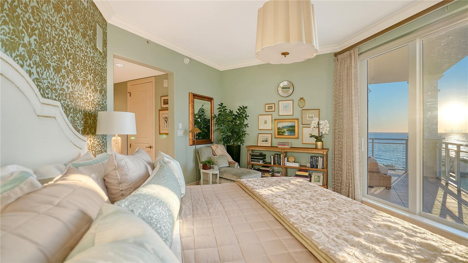 Image 30 of 60 For 2050 Benjamin Franklin Drive B704