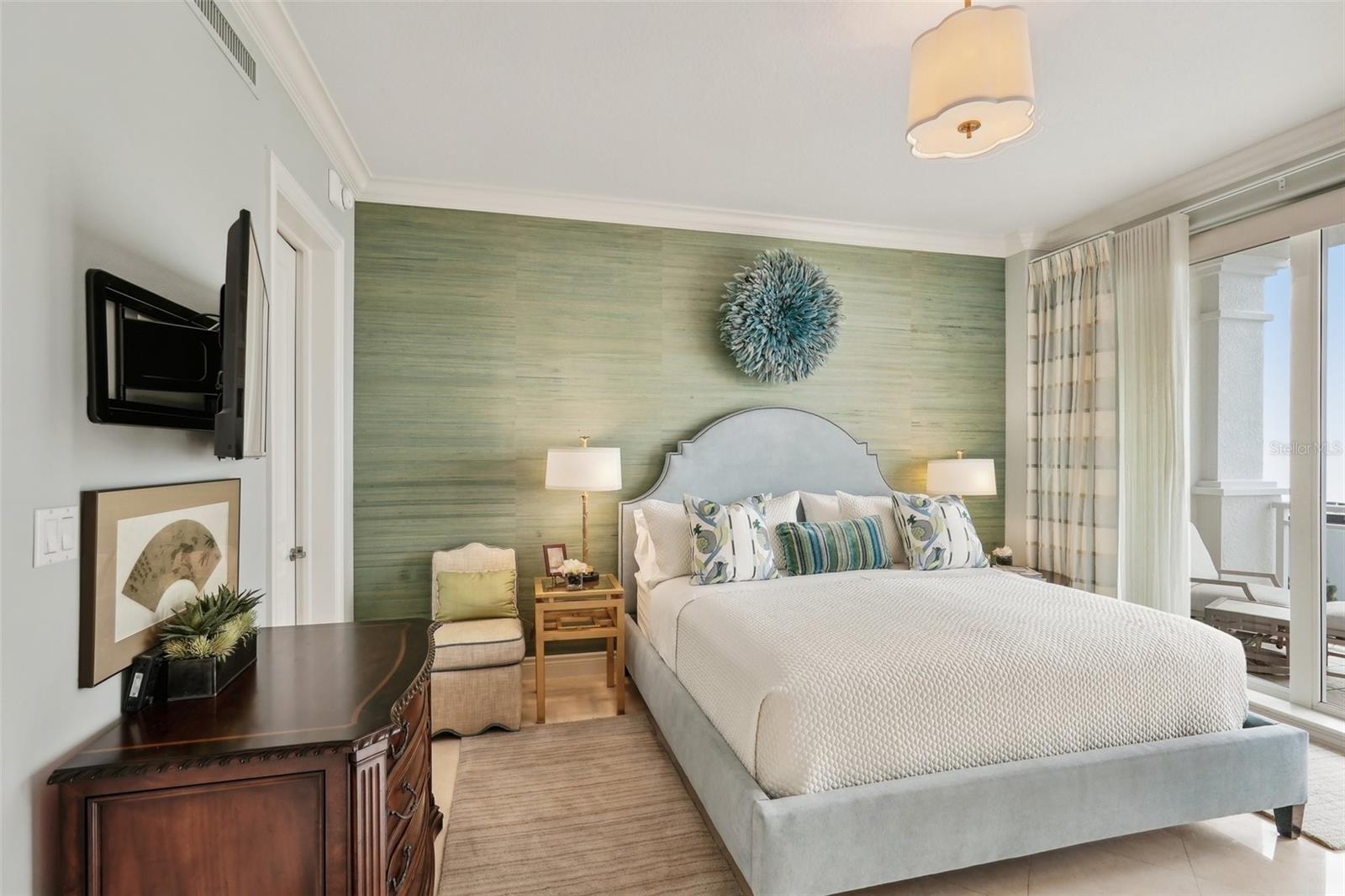 Image 35 of 60 For 2050 Benjamin Franklin Drive B704