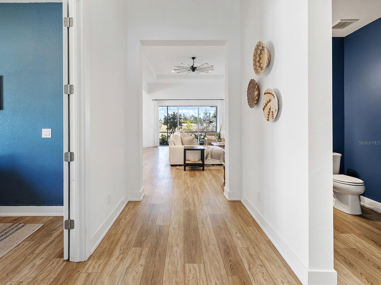 Image 17 of 51 For 7857 Redonda Loop