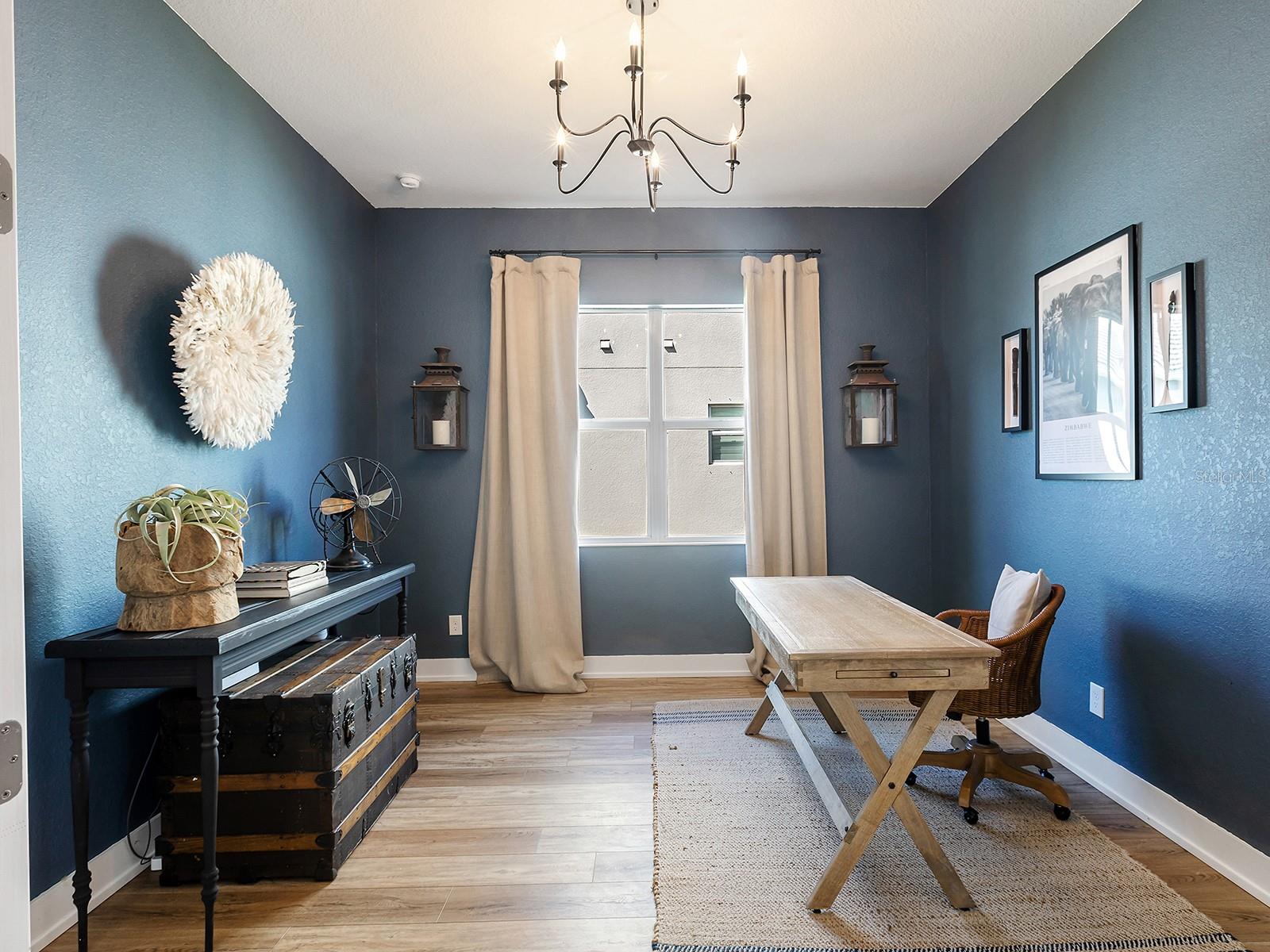 Image 19 of 51 For 7857 Redonda Loop