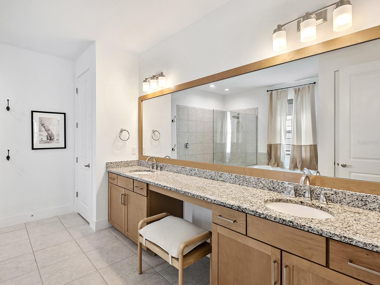 Image 24 of 51 For 7857 Redonda Loop