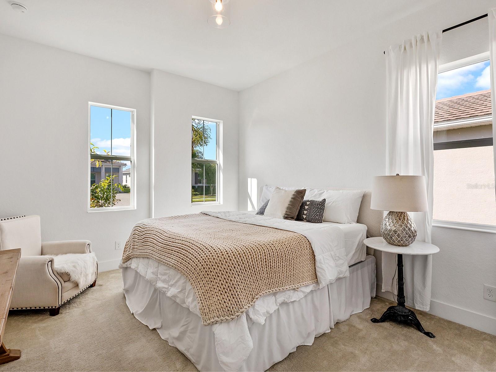 Image 26 of 51 For 7857 Redonda Loop