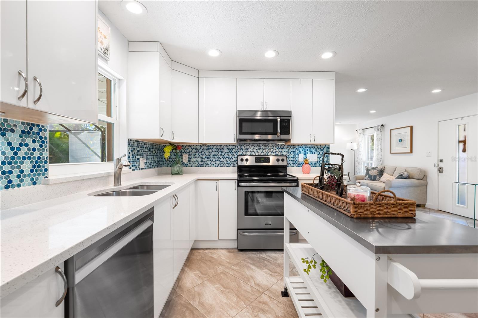 Image 17 of 85 For 6100 Pauline Avenue