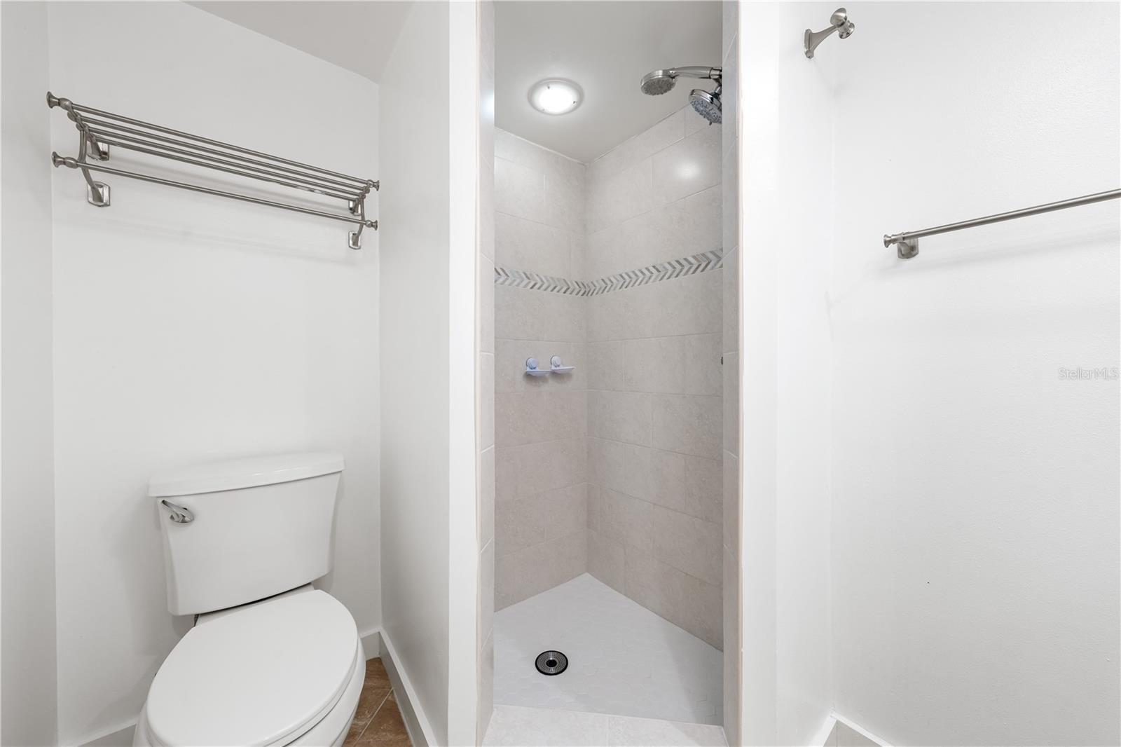 Image 26 of 85 For 6100 Pauline Avenue