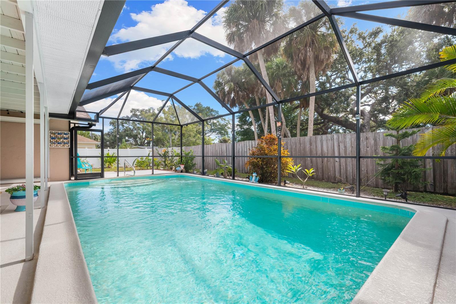 Image 5 of 85 For 6100 Pauline Avenue