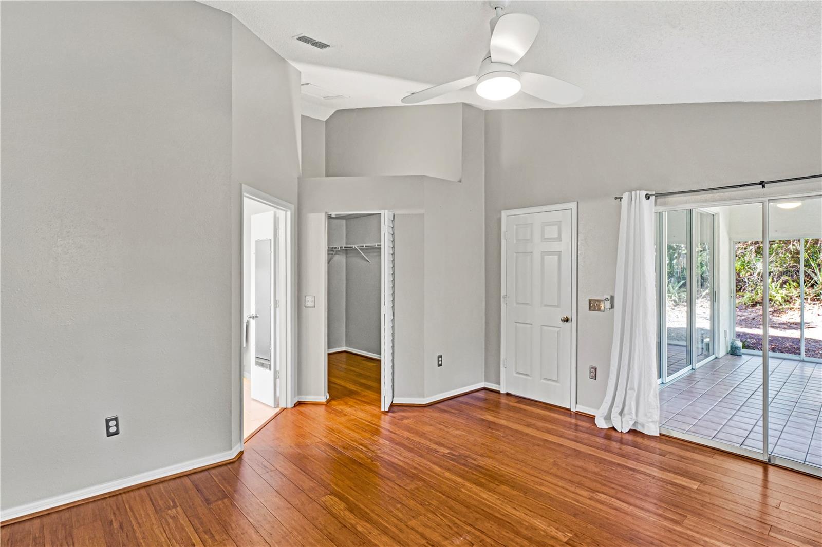 Image 15 of 25 For 4461 Ascot Circle N 5