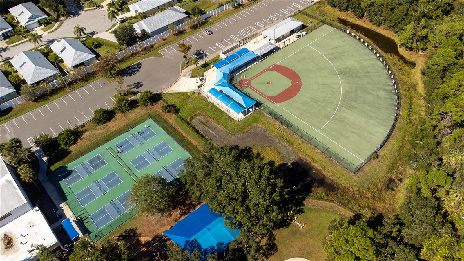 Image 22 of 25 For 4461 Ascot Circle N 5