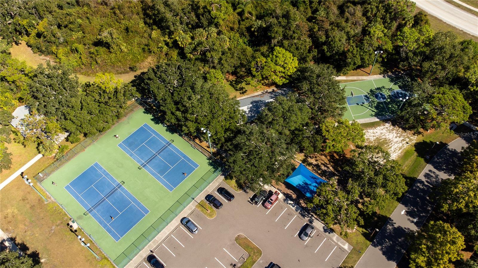 Image 23 of 25 For 4461 Ascot Circle N 5